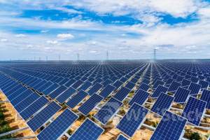 港股异动 | 信义光能(00968)跌超4%领跌光伏玻璃股 组件厂家排产预期偏弱 光玻价格存在下行预期