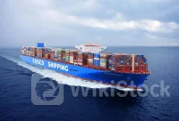 港股异动 | 中远海控(01919)涨超5%领涨海运股 马士基再度上调业绩预期 机构称旺季需求未完全释放