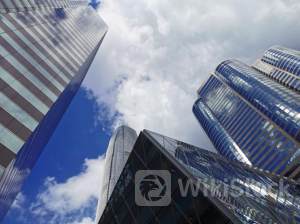 港股公告掘金 | 浙商证券约11.35亿元再受让国都证券7.4159%股权 舜宇光学科技5月手机镜头出货量同比增长9.6%