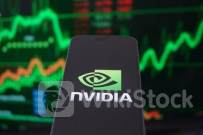 转折点？英伟达或重演3月一幕 美股板块轮动能走多远？