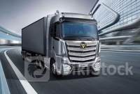 港股异动 | 重卡概念早盘普涨 行业内需企稳出口高景气 天然气重卡增速高于行业