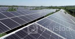 港股异动 | 光伏股延续跌势 组件需求量持续走弱 机构预计全年组件排产增速或仅为个位数