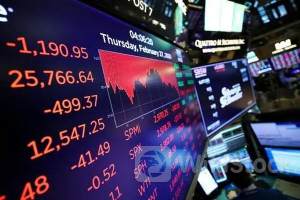 美股三大指数集体收跌 热门科技股多数下跌 耐克股价大跌