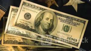 小摩评美国非农降温：年内有望降息两次 但别为此高兴得太早