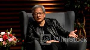 黄仁勋突发！又卖股票了！已有超10次卖出股票行动