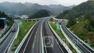 港股概念追踪 |深化改革推动收费公路政策优化 高速公路收费期限有望突破（附概念股）