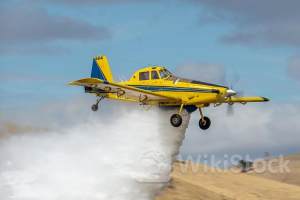 AT&T beats estimates for subscriber additions on demand for higher-priced plans