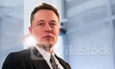 马斯克最新访谈：“全球最强AI”年底发布