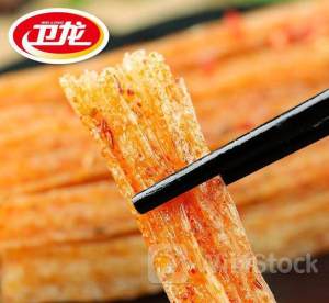 港股异动 | 卫龙美味(09985)涨超3% 上半年净利同比预增超三成 增量渠道及新产品有望继续放量