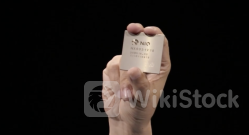 全球首颗5nm智驾芯片流片成功！国产汽车芯片本地化采购将大幅提升，机构和外资同时盯上这些股