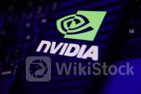 英伟达跌超7%！财报还未公布 市场为何心态先崩？