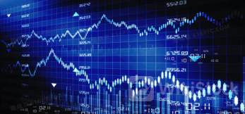 Indian photovoltaic giant surges over 55% on first day of listing