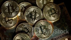 比特幣Bitcoin|比特幣現金搶先減半 價格一度急升20% 對比特幣走勢有參考價值?