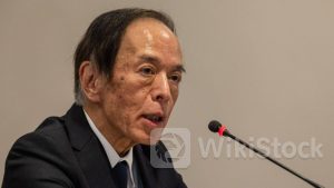 日圓走勢｜植田和男：央行將繼續購買國債 預計寬鬆金融環境持續一段時間 每百日圓兌港元5.06算
