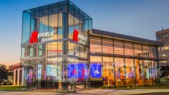 美國銀行危機｜Republic Bank爆煲遭接管 成美國今年首家倒閉銀行 Fulton Bank收購470億資產