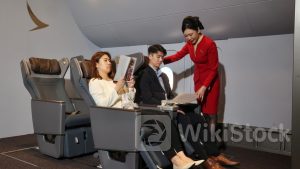 國泰293｜國泰航空：運力已回復至疫情前80%、有信心明年首季恢復至100% 目標派息比率50%