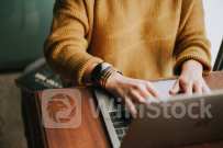 DocuSign Stock Declines 6.6% Despite Q1 Earnings Beat - Equifax (NYSE:EFX), DocuSign (NASDAQ:DOCU)