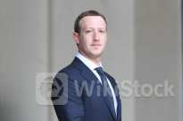 Mark Zuckerberg Is Worth $179B Today, But 2 Decades Ago He Was Already Getting 'A Couple of Marriage Prop