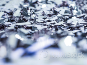 如何投资白银？美银推荐这两只股票