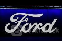 米フォード、スペイン工場で最大1600人の追加削減を計画