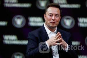 Musk is convincing Tesla investors to back his pay. Now he must persuade a judge.