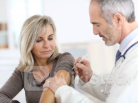 辉瑞(PFE.US)两款三抗新药在中国获批临床