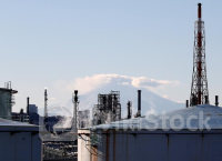 機械受注4月は前月比2.9％減、判断「持ち直しの動き」で維持