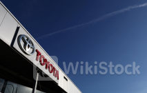 トヨタ、一部車種の納入停止 エアバッグ性能問題で