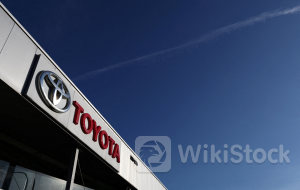 トヨタ、一部車種の納入停止 エアバッグ性能問題で