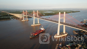 Đằng sau những cây cầu nghìn tỷ giữ kỷ lục đặc biệt như cầu Bạch Đằng tại Hải Phòng, cầu Núi Đọ tại Thanh Hóa, Nam Định, Tiền Giang…