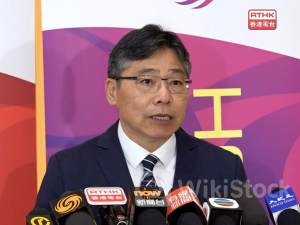 Govt considering law amendment to handle ride-hailing