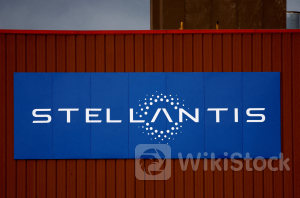 ステランティス、英国で生産停止も 政府にEV需要喚起を要請