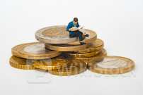 Reasons to Add Evergy Shares to Your Portfolio Now - Evergy (NASDAQ:EVRG), Consolidated Edison (NYSE:ED)