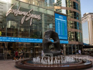 Hong Kong stocks open with losses