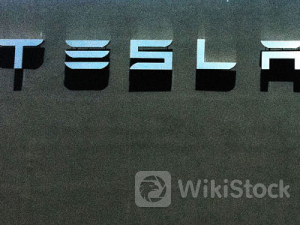 特斯拉(TSLA.US)Cybertruck召回事件透露交付数据 月产量远不及目标