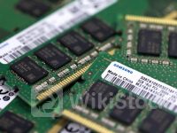 英特尔(INTC.US)推出首款用于人工智能的全集成光学 I/O 芯片