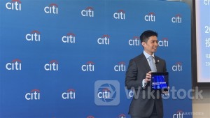 ＜HK Home＞Citi Expects HK Home Prices to Drop 10% in 2024; Sentiment to Only Improve When Actual Mortgage Rates Fall to 3%-3.5%