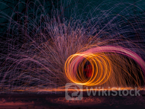 美股新股解读|低价换量致毛利率明显下滑，商业化提速的联掌门户（LZMH.US）仍未盈利