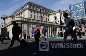 英家計・企業は高金利に対処、資産価格に調整リスク 英中銀報告