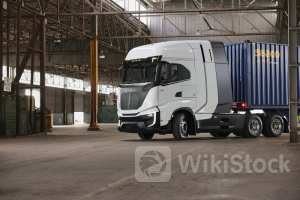 What's Going On With Nikola Stock? - Nikola (NASDAQ:NKLA)