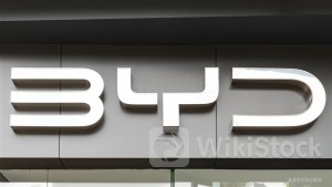 BYD COMPANY (01211.HK) Uzbekistan Plant Produces 1st Mass-production Batch of NEVs