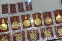 Vàng SJC ổn định, tỷ giá tại các ngân hàng đảo chiều giảm thêm 4 đồng