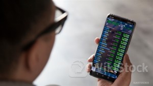 <Midday Takeaway>HSI Closes Midday at 17,815, Up 98 pts; HSTI Closes Midday at 3,580, Down 7 pts; CHINA UNICOM Up over 4%; CHINA UNICOM, CHINA POWER, CHINA TELECOM, VTECH HOLDINGS Hit New Highs