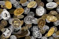 Bitcoin, Ethereum, Dogecoin Move Sideways As Traders Remain Risk Averse: King Crypto Could Record More Th