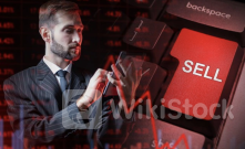 Khối ngoại tiếp đà bán ròng gần 800 tỷ đồng phiên đầu tháng 7, cổ phiếu nào bị "xả" mạnh？