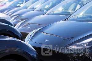 What Happened With Tesla Stock Today? - Tesla (NASDAQ:TSLA)