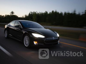 第二季度交付数据公布在即 特斯拉(TSLA.US)股价突破200美元