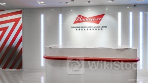 ＜Research＞JPM Trims BUD APAC (01876.HK) TP to $9.8, Rating Neutral