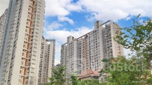 <Research>Daiwa: CN Property Contracted Sales Improve MoM in Jun; CR LAND, Yuexiu Property Remain Top Picks