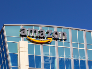 瑞穗;AI推动亚马逊(AMZN.US)云计算业务加速发展 重申“增持”评级